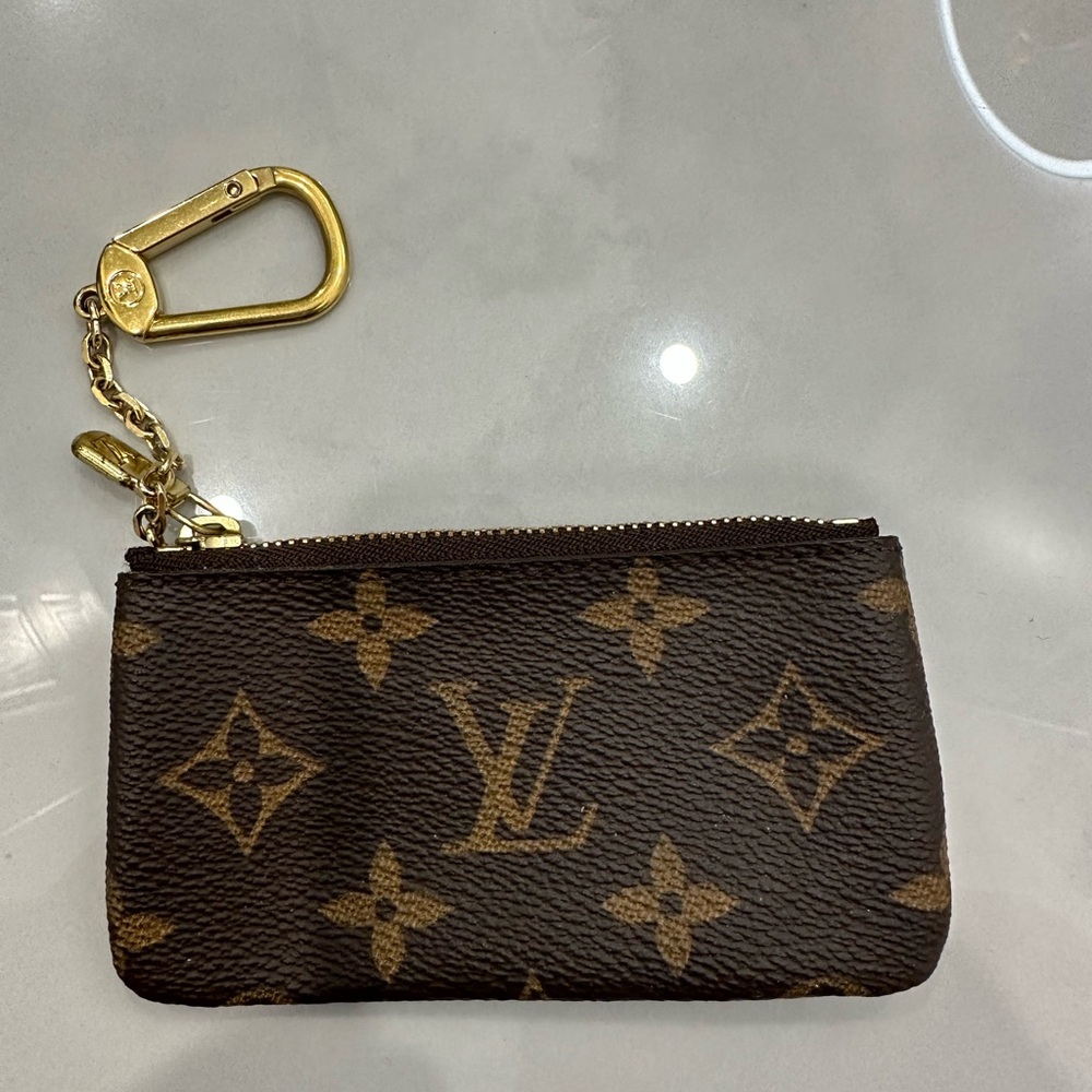 Louis Vuitton Monogram Key Cles - Picture 2 of 9
